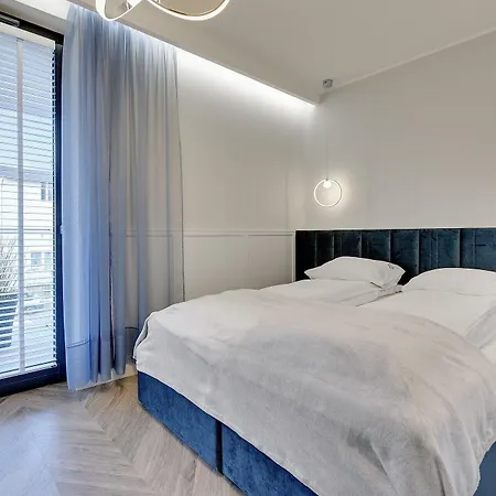 Luxury - Okrzei By Grand דירה